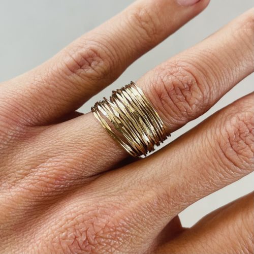 bague 21 anneaux martelés